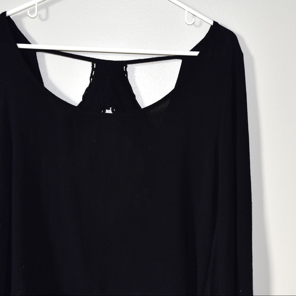 Tobi Long Sleeve Top - Black - S/P - Picture 2 of 4